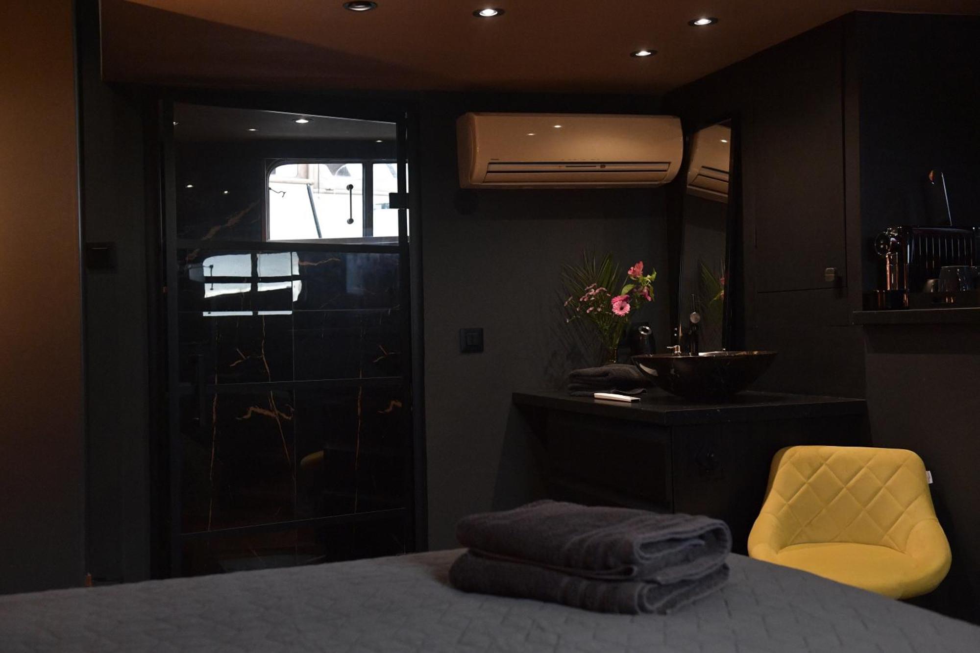 Hotel Euphrate Houseboat Amsterdam Exteriér fotografie